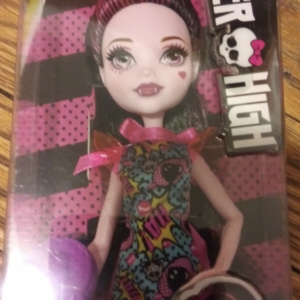 Monster high Draculaura doll